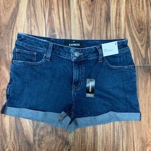 Express jeans shorts NWT